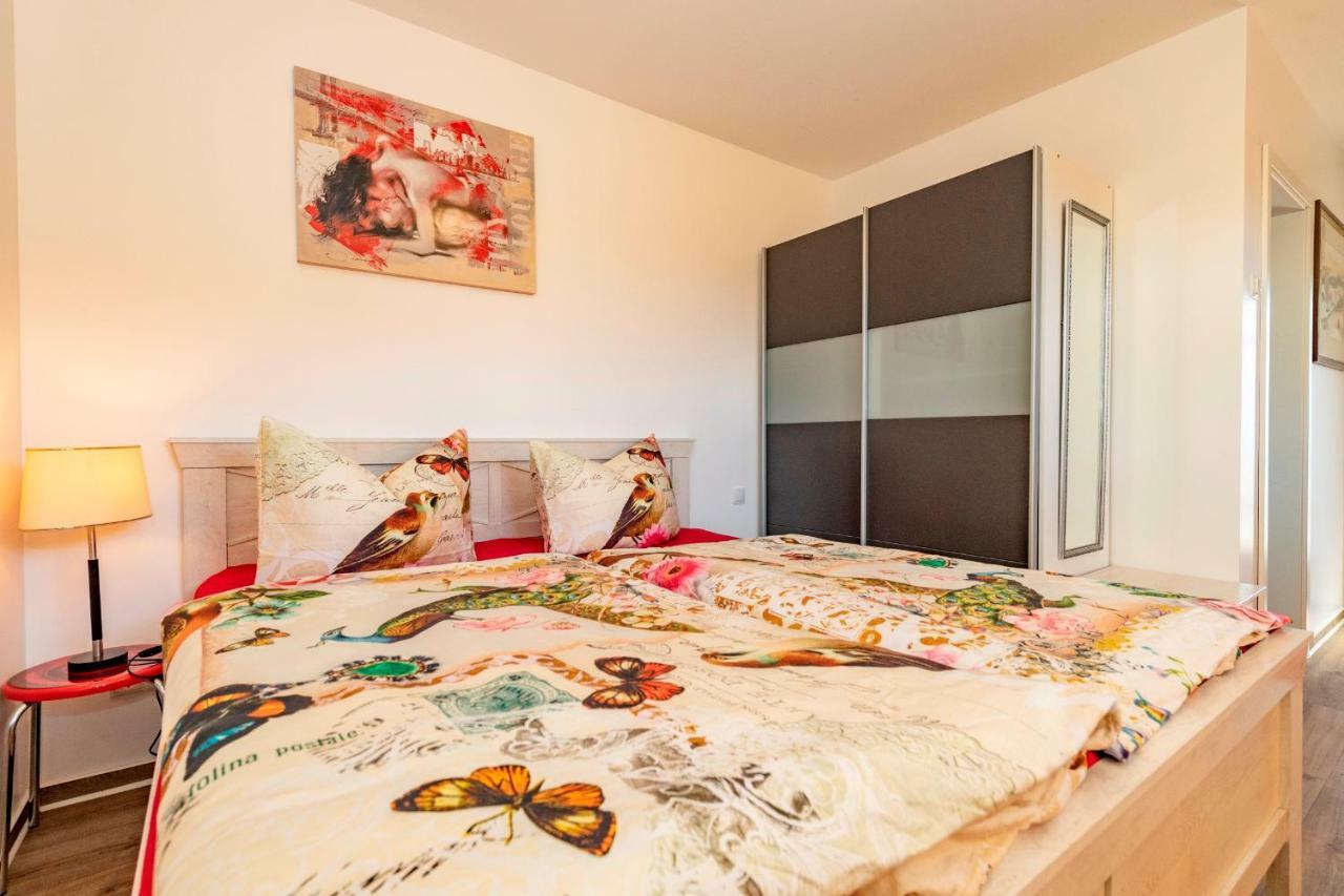 Villa Mia Nr 1 Mit Terrasse Eg 1 Raum Wohnung Goehren  Exterior photo